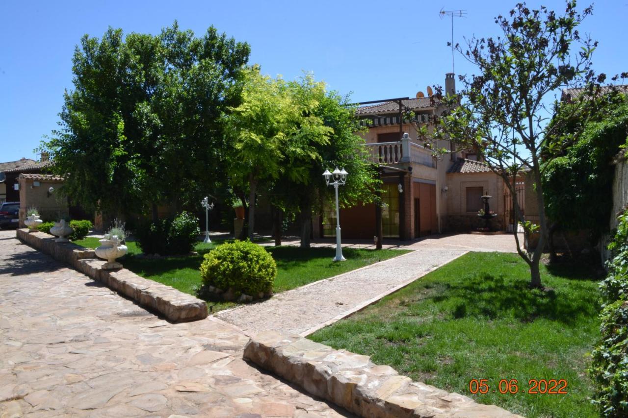 Casa Rural Villa Herrera Fernancaballero Exterior foto